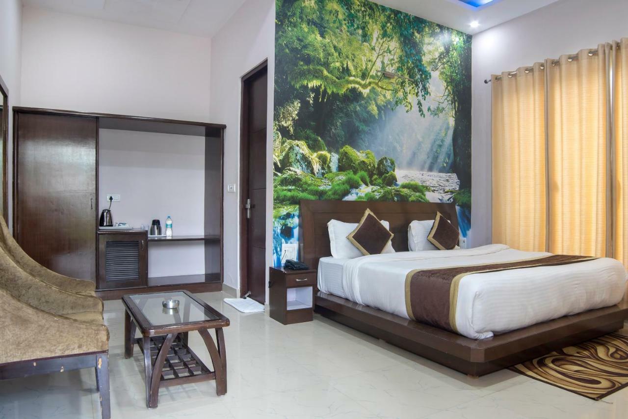 De Floresta Resort Ramnagar  Bagian luar foto