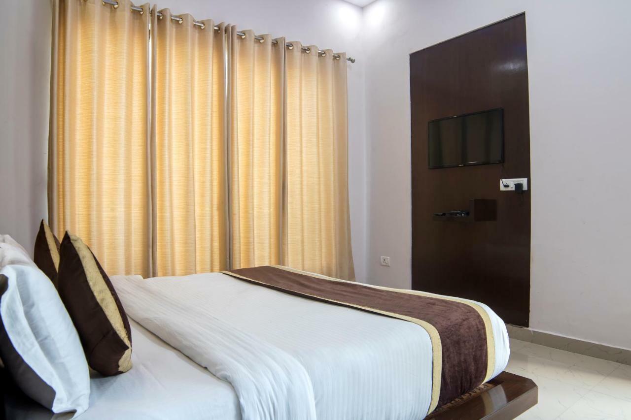 De Floresta Resort Ramnagar  Bagian luar foto